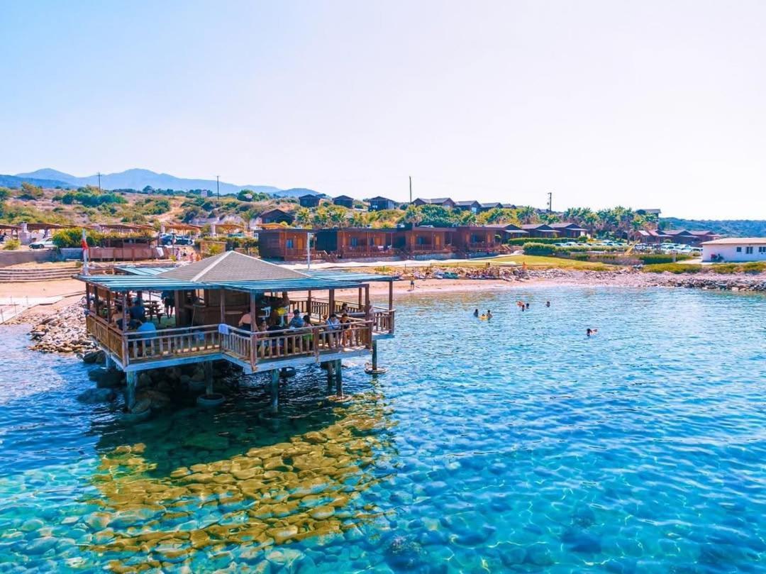 Zambak Holiday Village & Restaurant Superb Seafront Location ! Agios Georgios  المظهر الخارجي الصورة